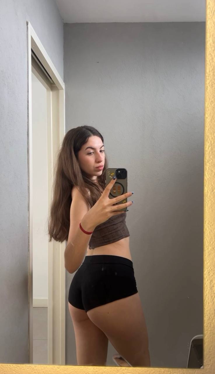 Amber in her underwear in Jammu