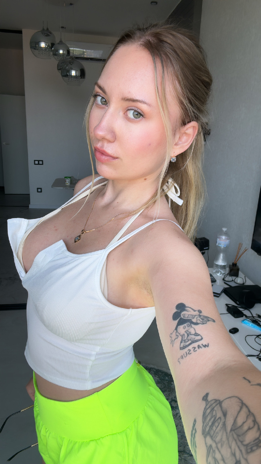 KateV in her underwear in Jammu