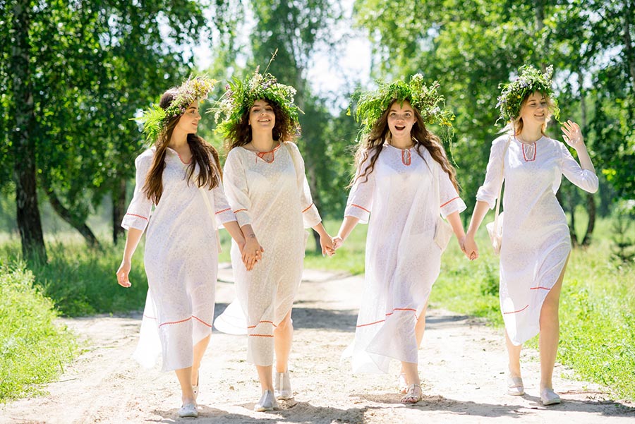 Slavic girls in Jammu