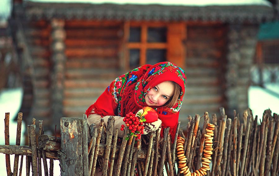 Sexy girl Women in Slavic costumes in Jammu